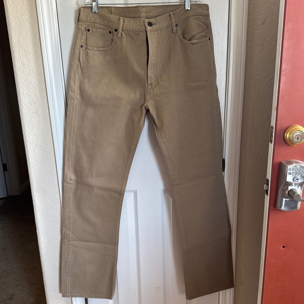 Beige Levi's 36x34